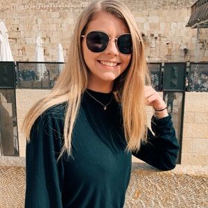 Meet your Posher, Morgan